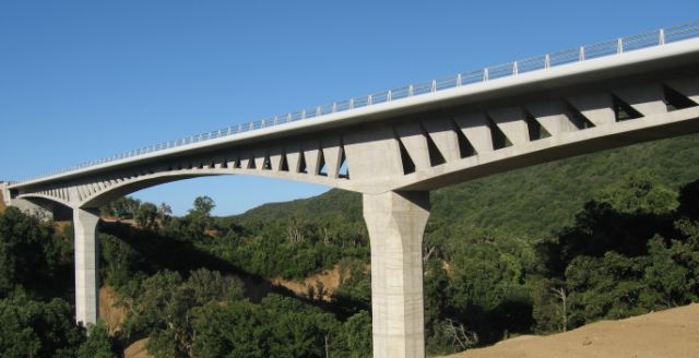 Viaduc sur le Taravo 