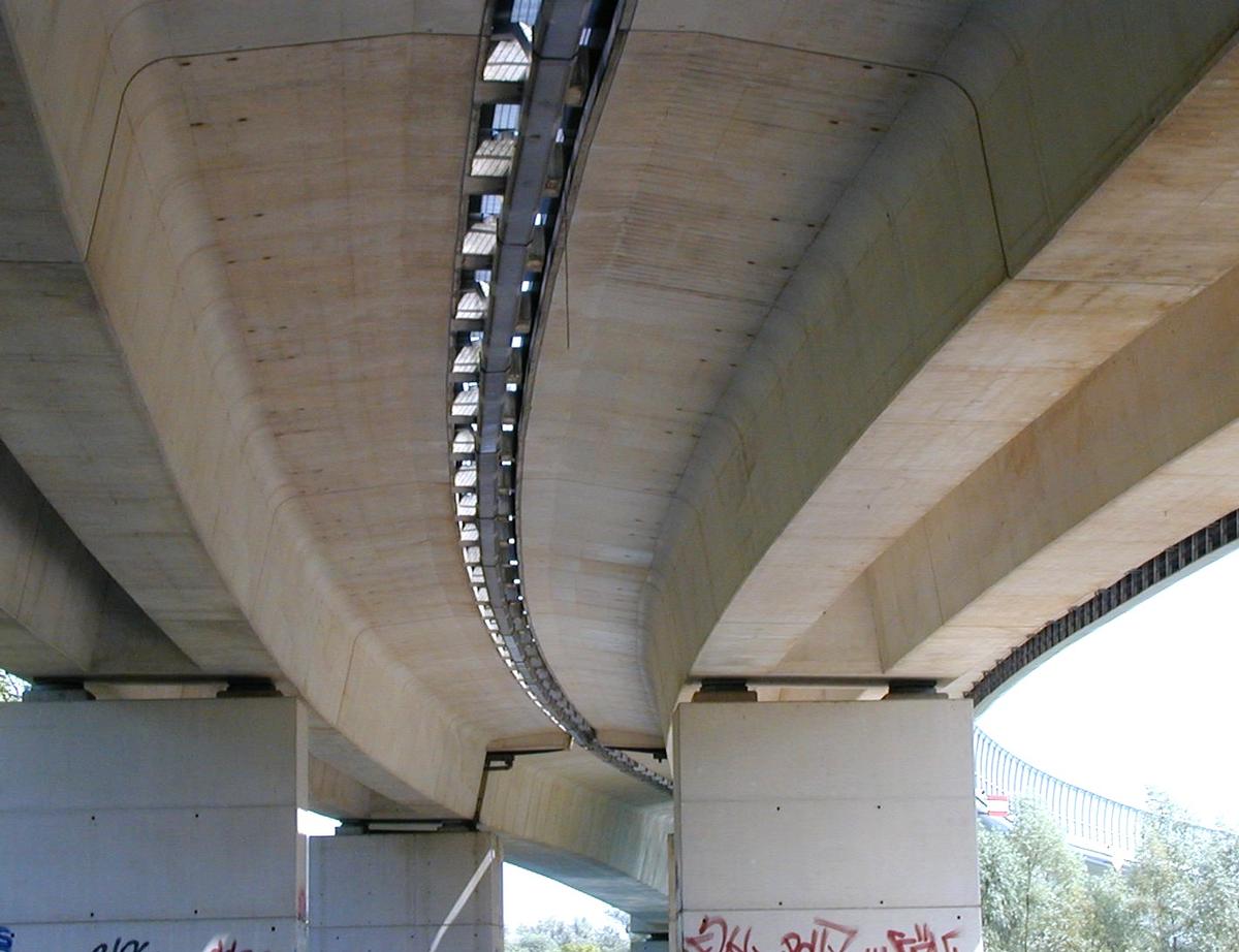 Autoroute A14 – Viadukt Mesnil-le-Roi 