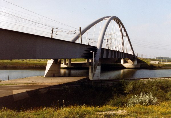 Pont-rail de Dintelhaven 
