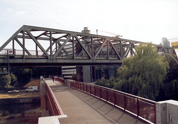 Anhalter Bahnbrücke, Berlin 