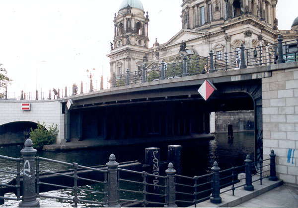 Liebknechtbrücke, Berlin 