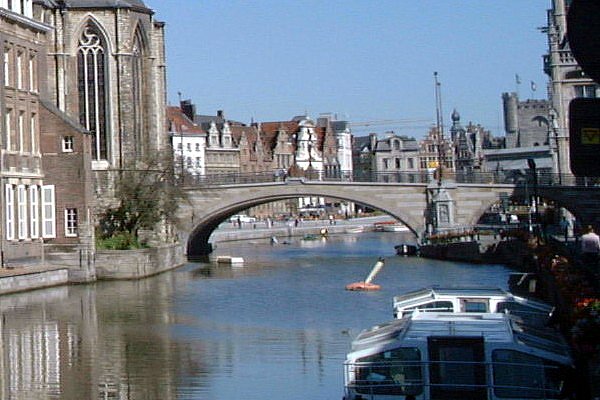 Pont en arc à Gent 
