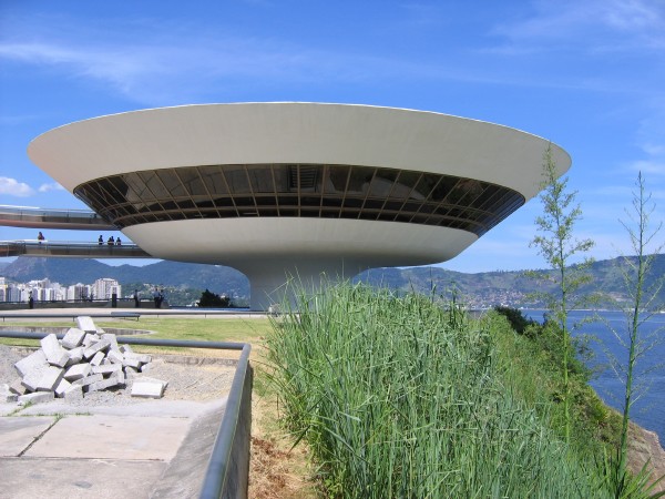 Niterói, Modern Art Museum, architect Oscar Niemeyer 