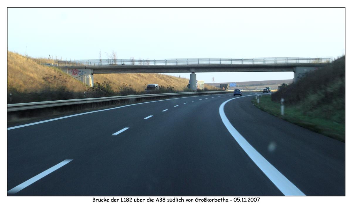 Autobahn A 38 - Overpass near Schkortleben 