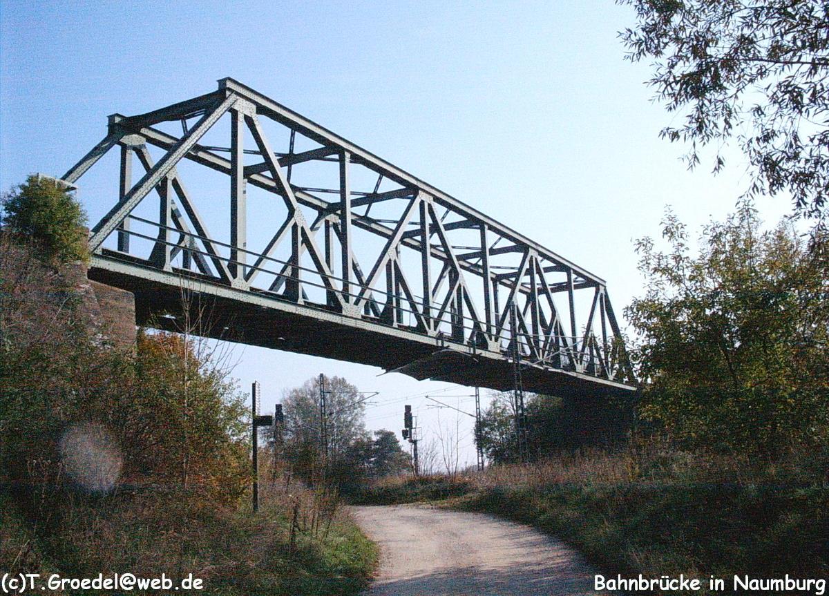 Bahnbrücke am Gleisdreieck Naumburg 