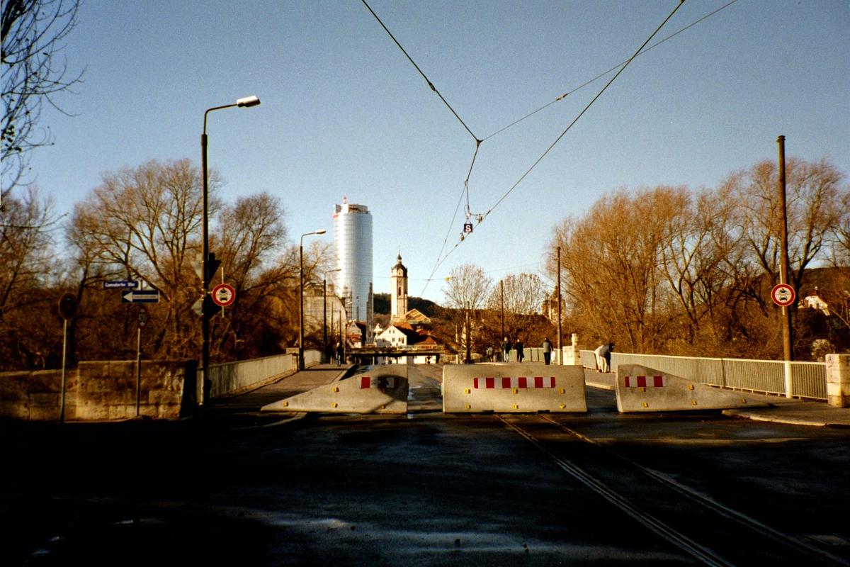 Camsdorfer Brücke & Intershop Tower, Iéna 