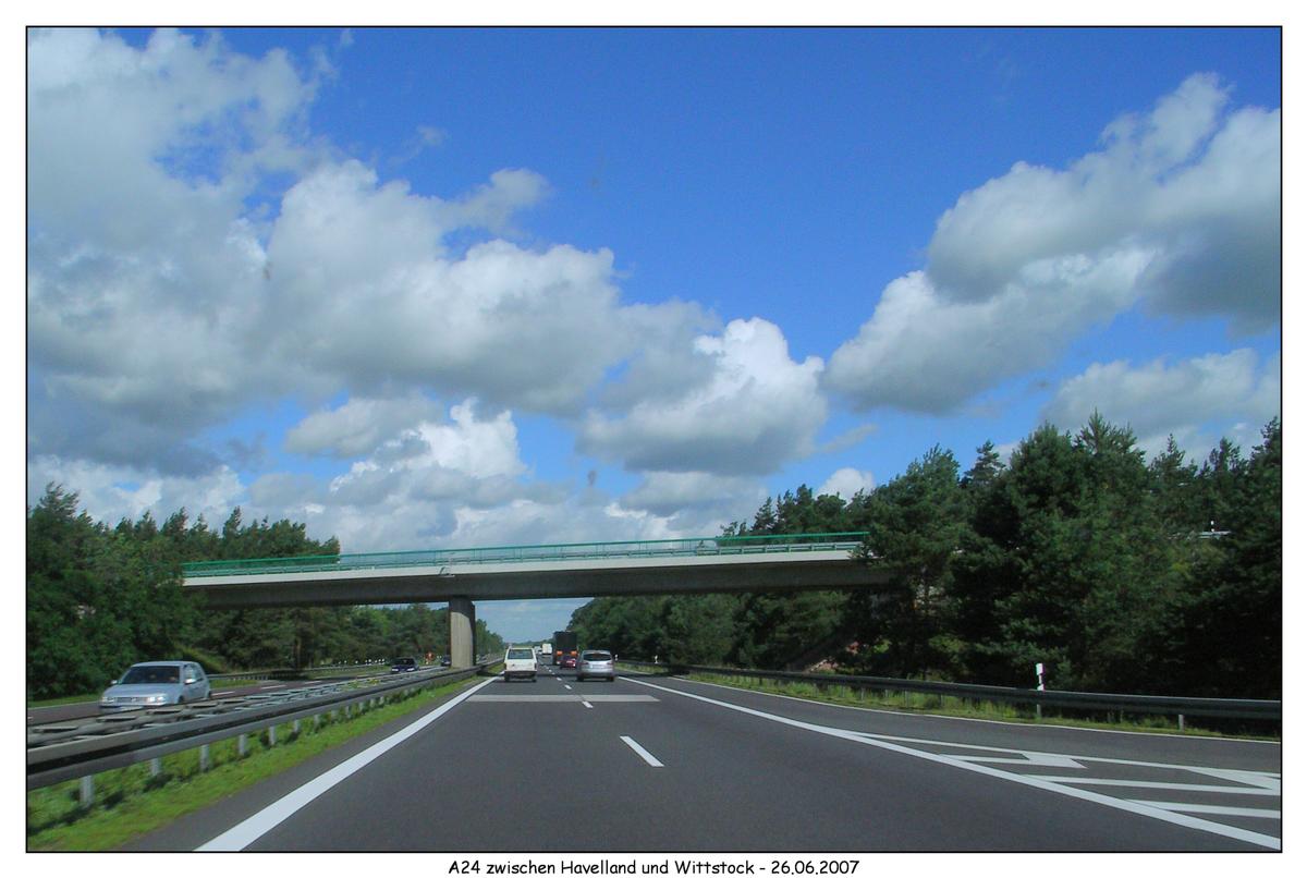 Autobahn A24 entre Havelland et Wittstock 