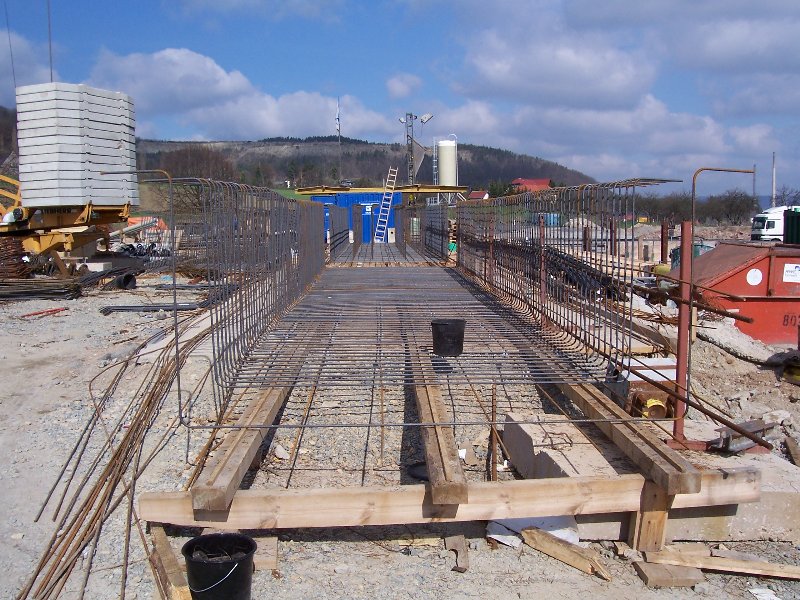 Baustelle der neuen Saaletalbrücke der A4 