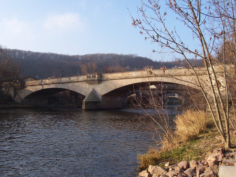Straßenbrücke der B7 in Bad Kösen 