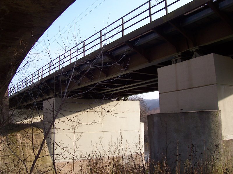 Bridges at the railroad triangle in Grossheringen 