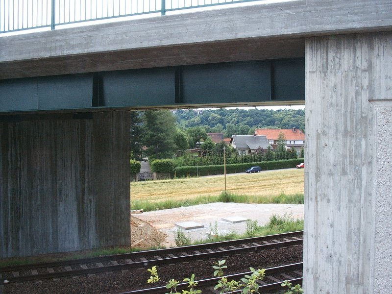 Straßenbrücke der Stadtrodaer Str über die Saale-Holzlandbahn 