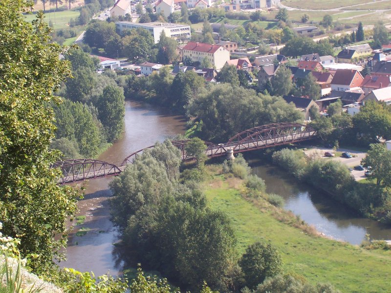 Karl-Alexander-Brücke von den Dornburger Schlößern 