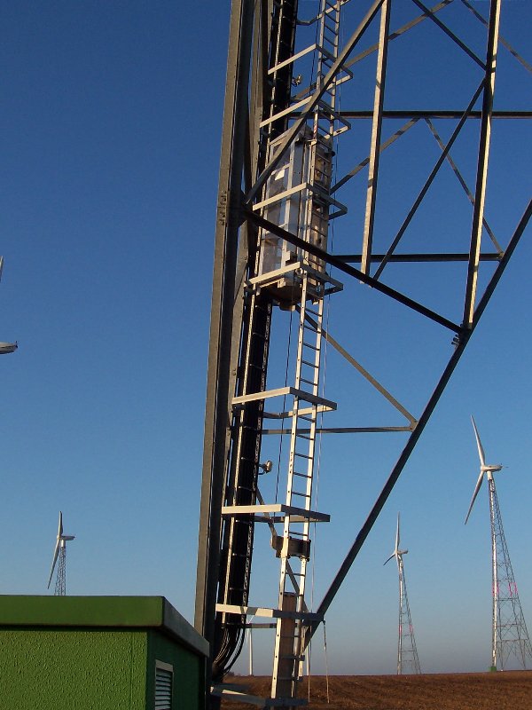 Windkraftanlage Frauenprießnitz, Aufzug 