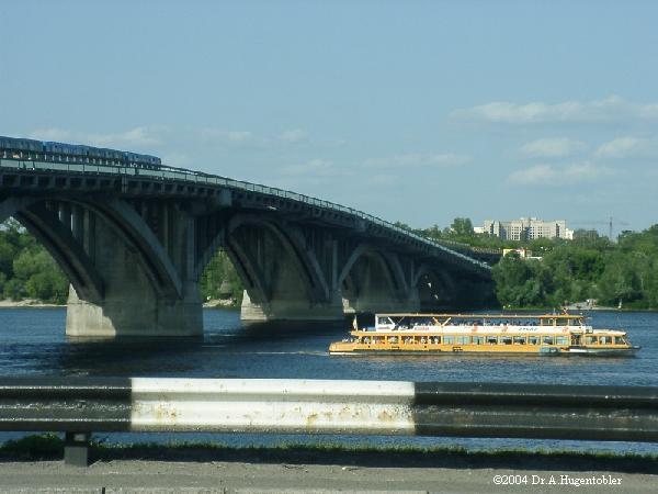 Ukraine, Kiew, Brücken, Metro Brücke 1960 