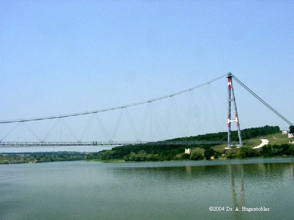Ukraine, Dnjepr, Pridneprowsk, 507 km von Kiew, Brücke, Ammoniakleitung 