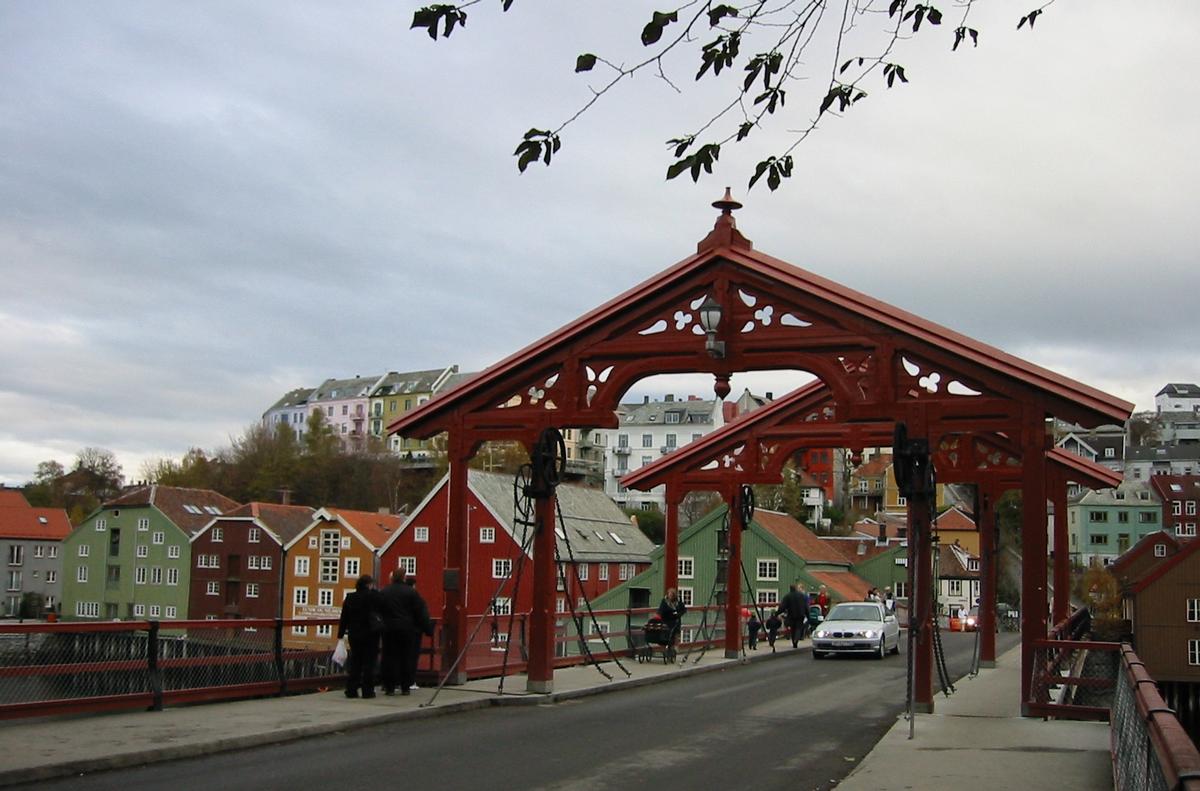 Gamle bybro, Trondheim, Sør-Trøndelag, Norway 