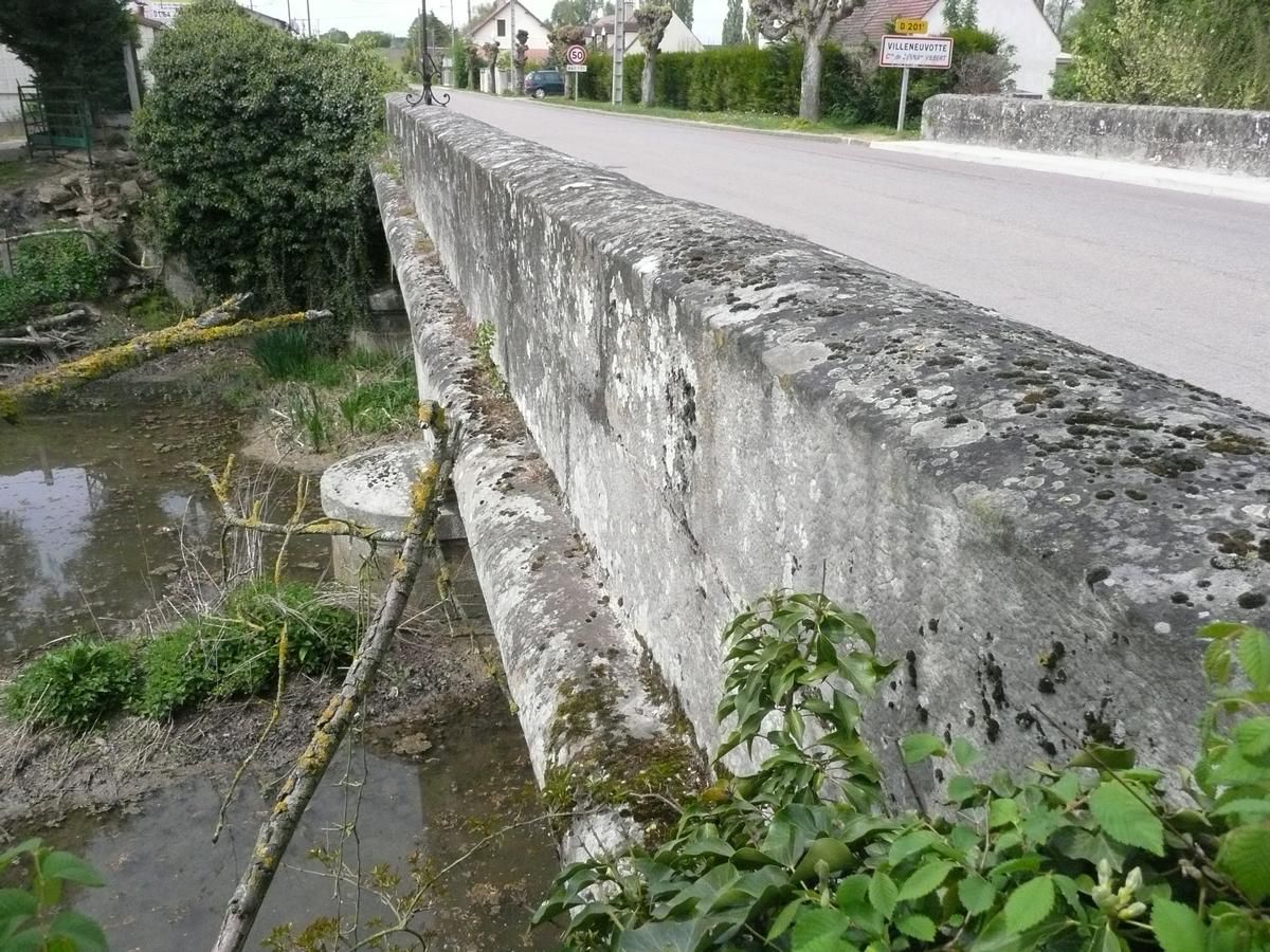 Yerresbrücke Rozay-en-Brie 