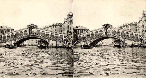 Rialto Bridge. Stereoscopic view around 1900 