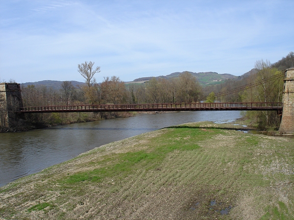Hängebrücke Parentignat 