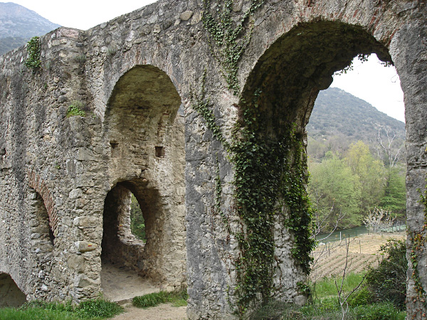 Pont-aqueduc romain d'Ansignan 
