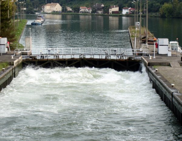 Le Coudray Dam & Locks 