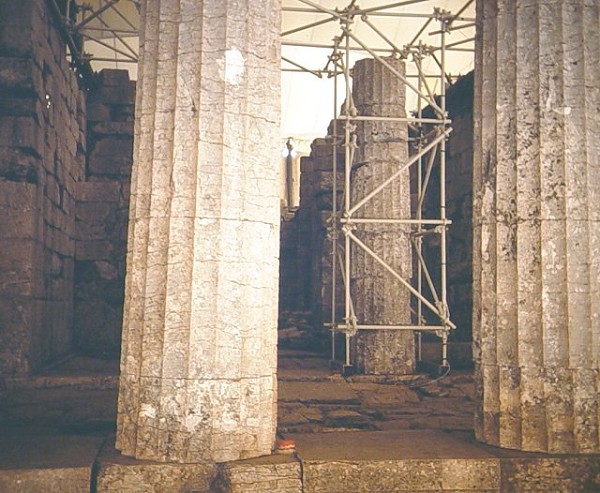 Temple d'Apollon Epikouros (Bassae). Cella 
