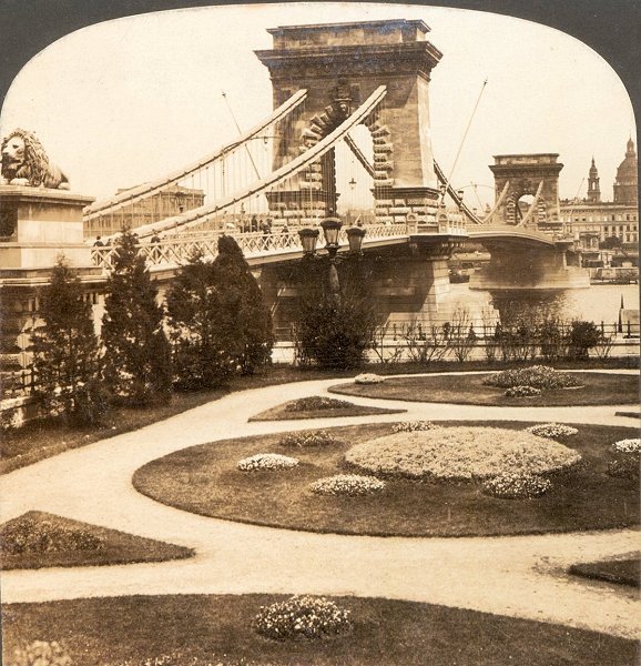 Pont Széchenyi, Budapest. Vue stéréoscopique, vers 1900. 