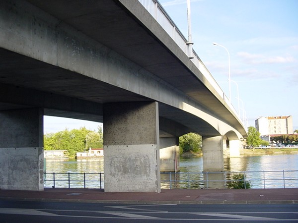 Brücke in Juvisy 