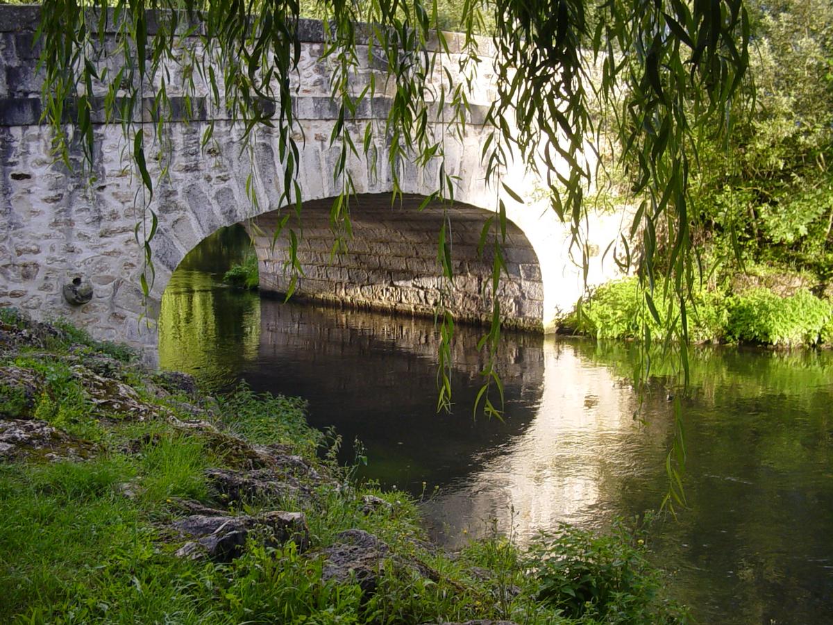 Bouray-sur-Juine/Lardy. Pont Cornuel ou Pont de Cochet. Côté Ouest 