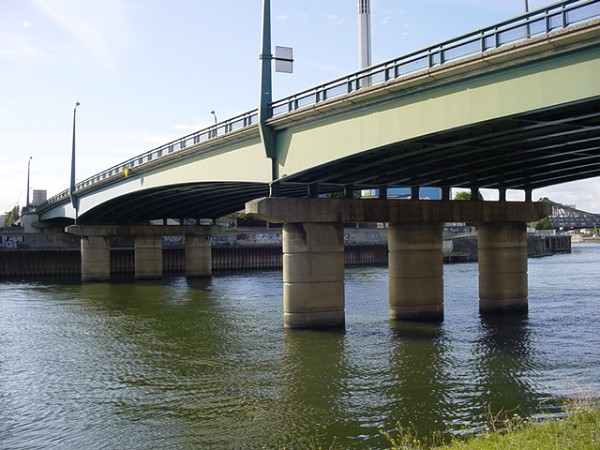 Pont d'Ivry. Alfortville et Ivry-sur-Seine (94) 