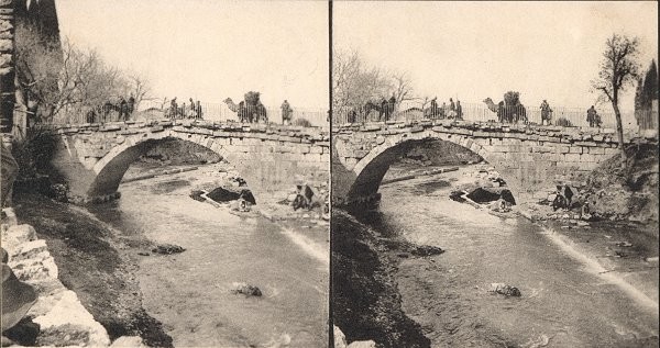 Caravan Bridge, Izmir — Stereoscopic view around 1900 