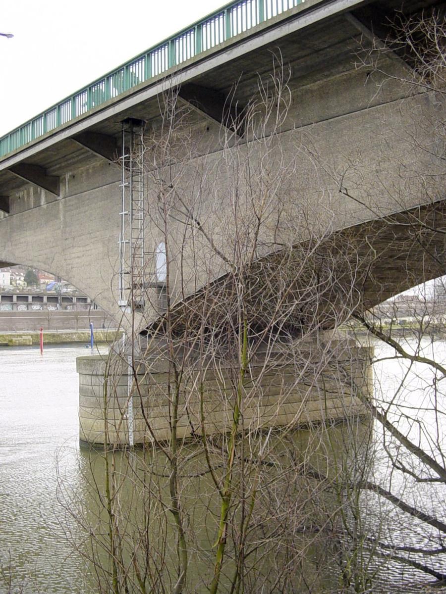 Pont de Villeneuve-Saint-Georges (94) 