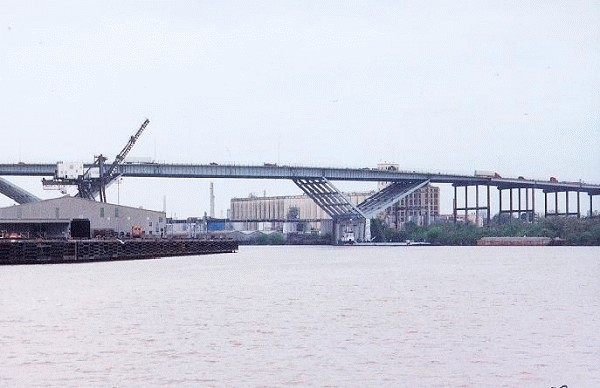 Sidney Sherman Bridge. 
Approaching by ship from upstream 
