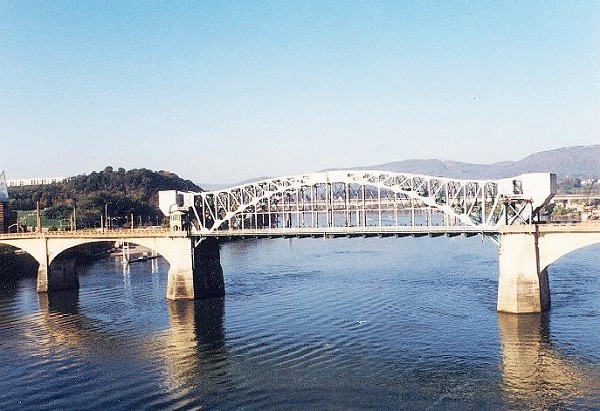 Market Street Bridge, Tennessee River; Chattanooga,TN 