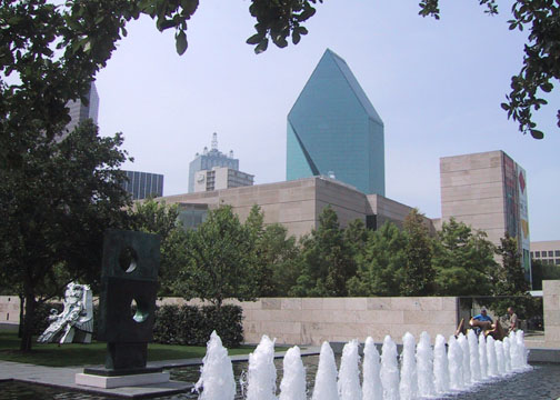 Fountains Place, Dallas 