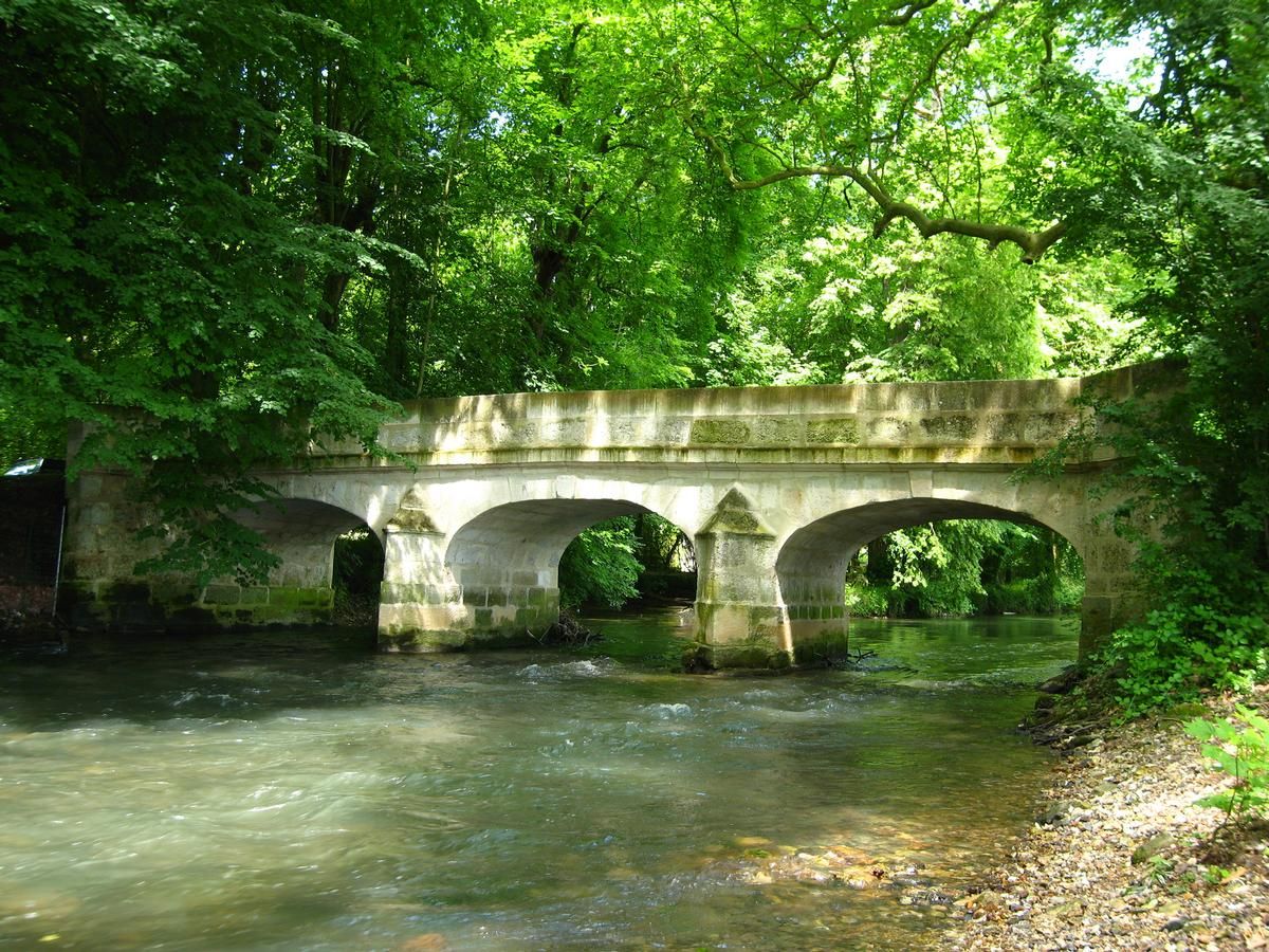le pont d'Averny sur l'Epte 
