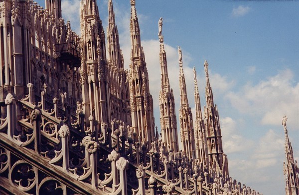 Cathédrale de Milan
Clochetons, gables, pinacles 