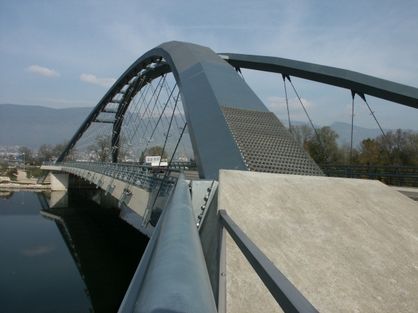 Pont sur l'Arve à Arch, Suisse 