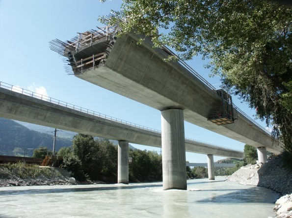 Pont-rail de Raron 