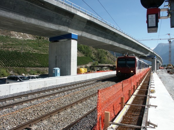 Lötschberg Alpentransversale, Basistunnel und Brücke über die Rhone in Raron 