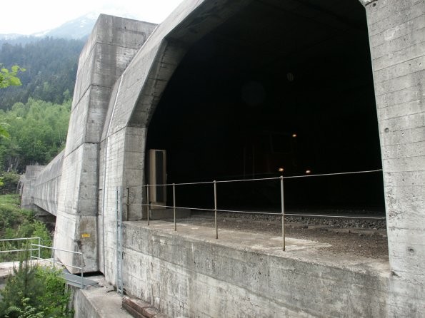 Rohrbachbrücke near Wassen, Switzerland 