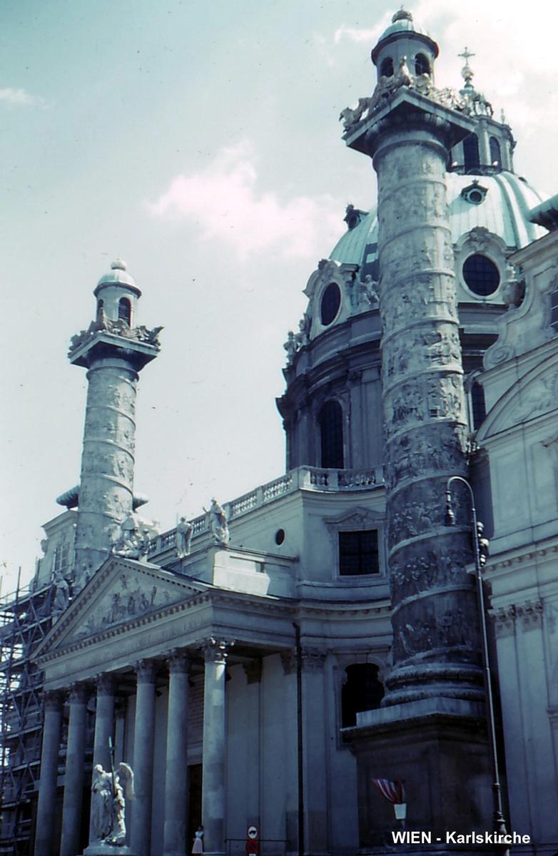 VIENNE - Eglise Saint Charles Borromée (Karlskirche), façade principale 