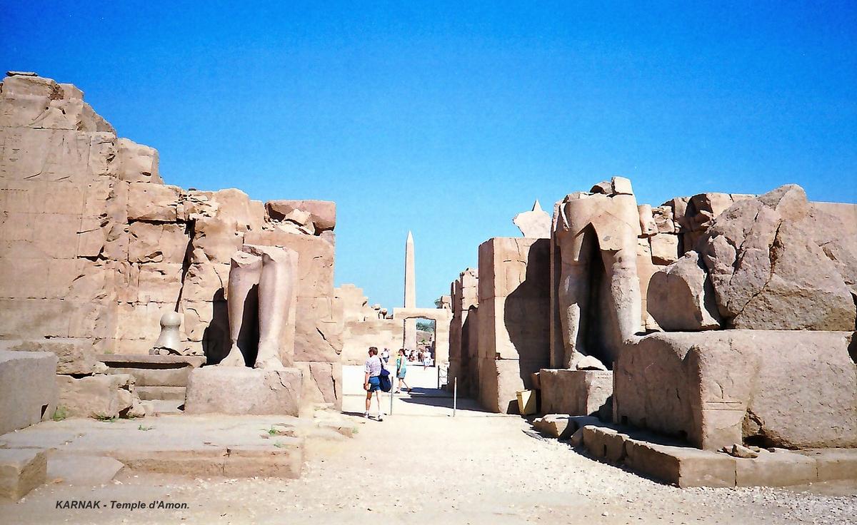 LOUQSOR, Temples de Karnak – Enceinte du Grand Temple d'Amon, vestiges du 7e pylone 