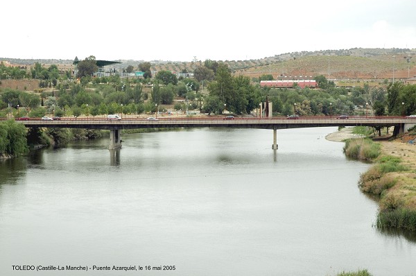 Puente de Azarquiel sur le rio Tajo, Toledo Constitue le prolongement Est de la rocade, au nord de la vieille ville