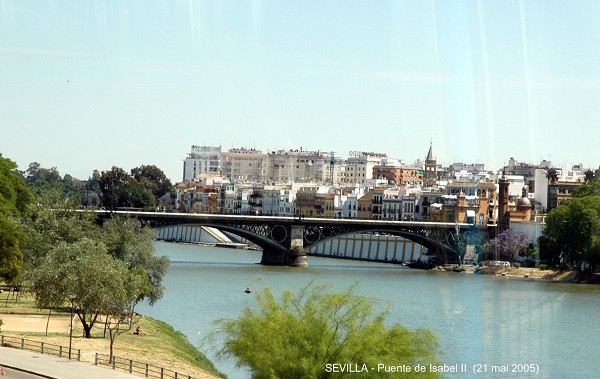 Fiche média no. 44984 SEVILLA (Andalucia) – Pont Isabel II (ou Pont de Triana), ce pont relie le quartier El Arenal de la ville historique au quartier Triana sur l'Isla de la Cartuja