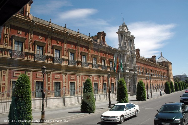 Fiche média no. 44941 SEVILLA (Andalucia) – « Palacio de San-Telmo », construit au 17e siècle pour accueillir l'Ecole navale, il abrite aujourd'hui la « Junta de Andalucia » (Gouvernement régional)