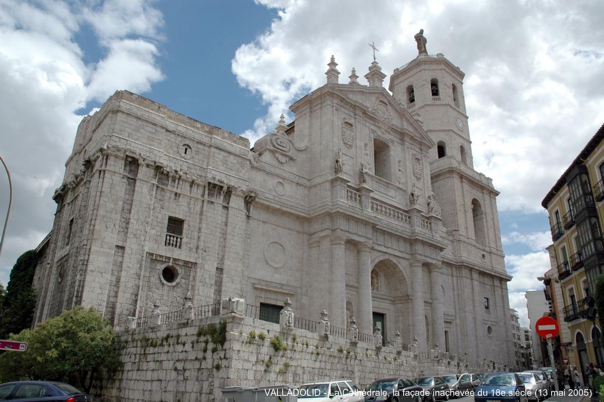 VALLADOLID (Castilla y León) – La Cathédrale, commencée à la fin du 16e siècle, elle reste inachevée 