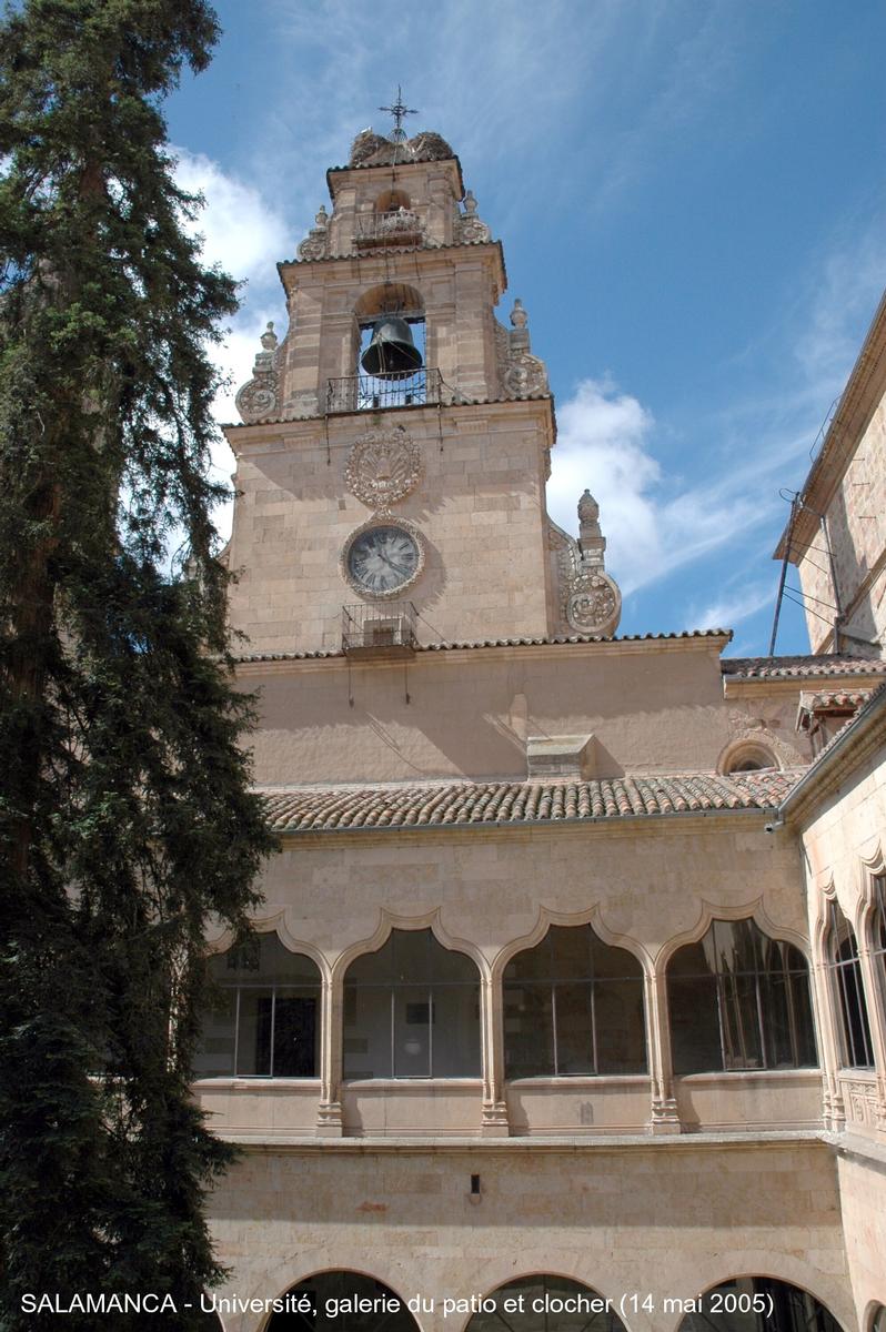 Fiche média no. 45555 SALAMANCA (Castilla y León) – Université, fondée en 1218, ce sont les bâtiments historiques de l'une des plus vieilles Universités d'Europe