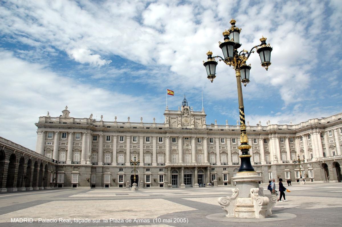 MADRID – « Palacio Real », vaste palais construit à la fin du XVIIIe, sur l'emplacement de la forteresse de l'Alcázar 