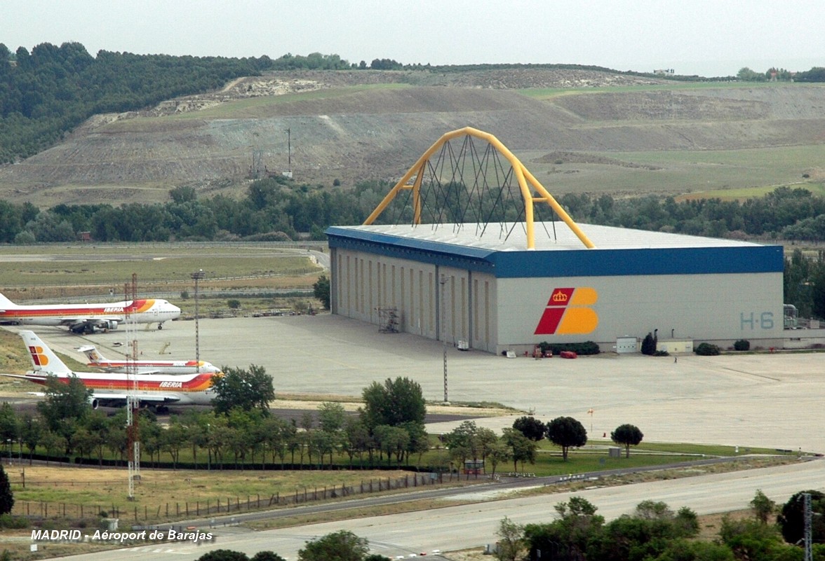 MADRID – Aéroport Barajas, hangar de maintenance IBERIA 